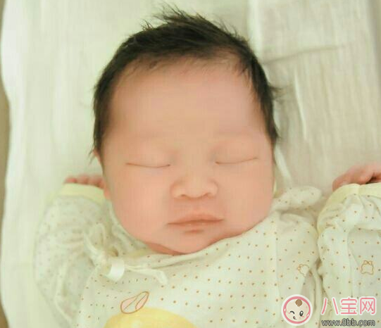 妈妈第一次看到自己生的宝宝是什么感觉 妈妈第一次看到自己生的宝宝是什么感觉(图6)
