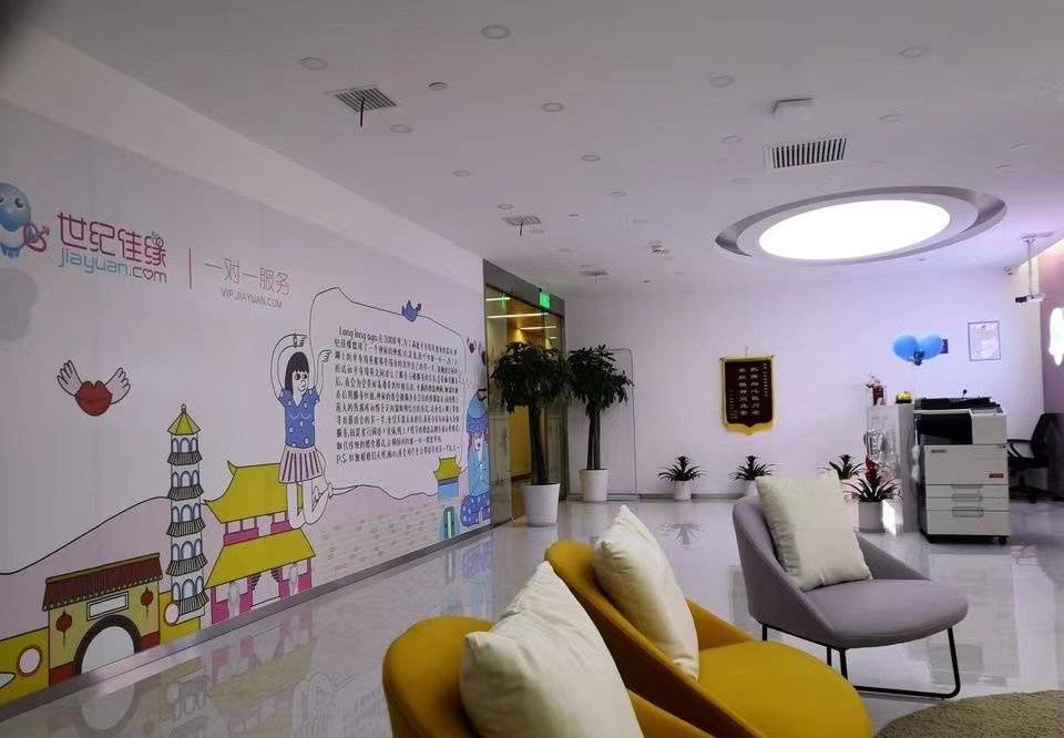 被年轻人抛弃的婚恋平台：不提供详尽个人信息无法进行任何服务，年龄、相貌是价格决定因素 (图1)