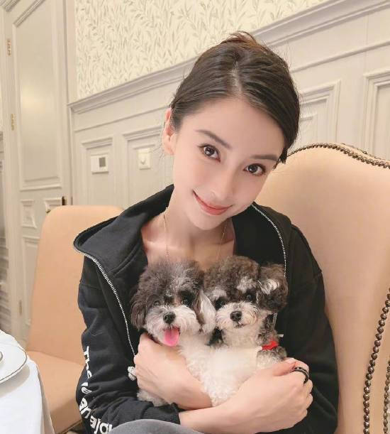 杨颖肖像遭化妆品品牌擅用 获得赔50万并公开道歉 (图1) 杨颖肖像遭化妆品品牌擅用 获得赔50万并公开道歉 (图1)