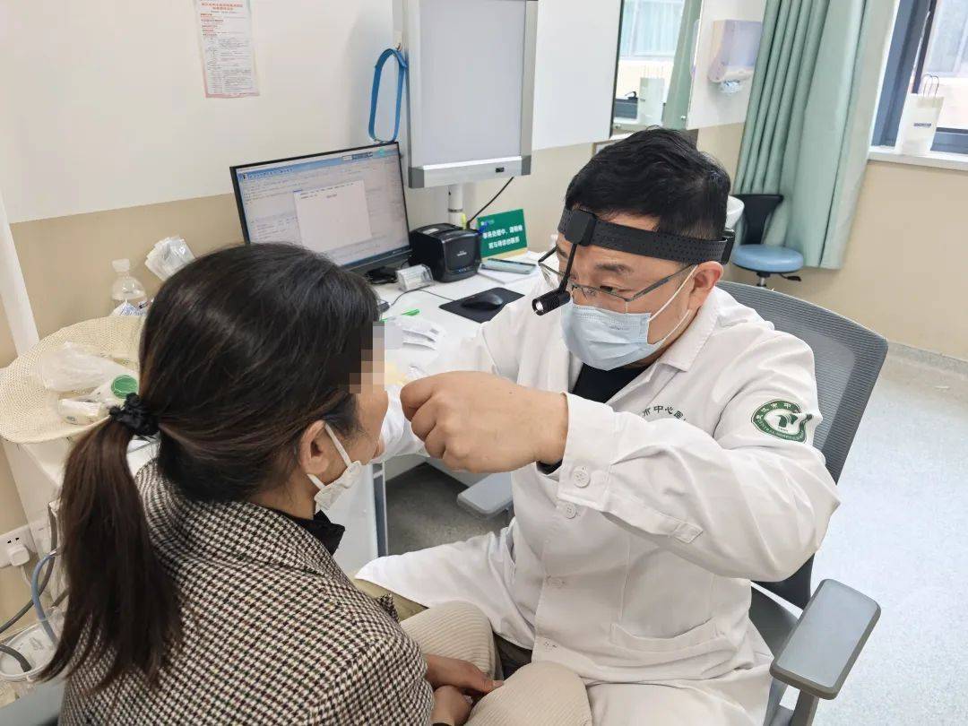 症状像感冒却更磨人,一年都治不断根!近期多发、不要硬扛 (图1) 症状像感冒却更磨人,一年都治不断根!近期多发、不要硬扛 (图1)