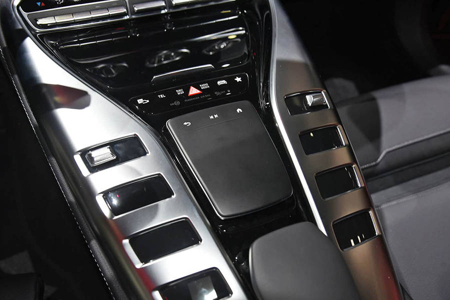 0-100km/h加速时间4.6秒 梅赛德斯-AMG GT 50售价99.8万元(图8) 0-100km/h加速时间4.6秒 梅赛德斯-AMG GT 50售价99.8万元(图8)