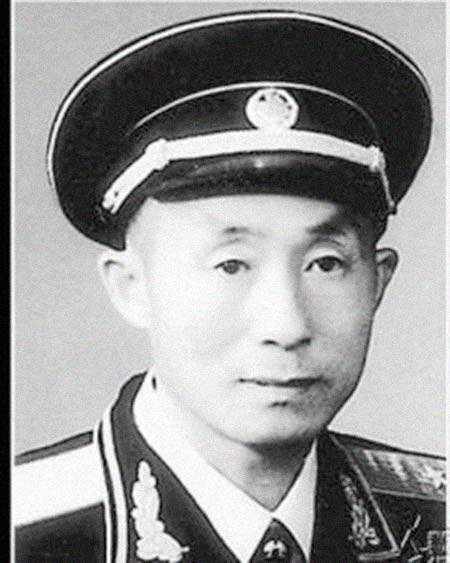 胡鹏飞 简历图片 胡鹏飞 个人简历介绍(图1)