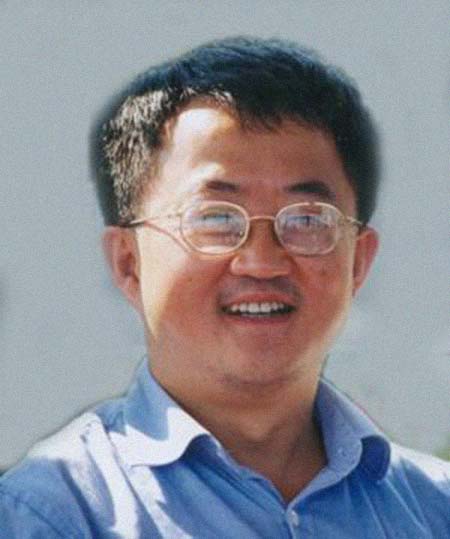 杨凤春 简历图片 杨凤春 简历 - 名人简历(图1)