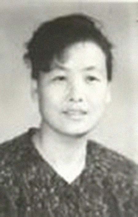 李春香 简历图片 李春香 简历 - 名人简历(图1)