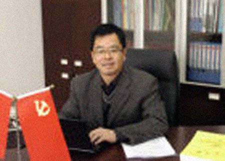 李儒新 简历图片 李儒新 简历 - 名人简历(图1)