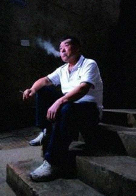 毛德镇 简历 - 名人简历(图1)