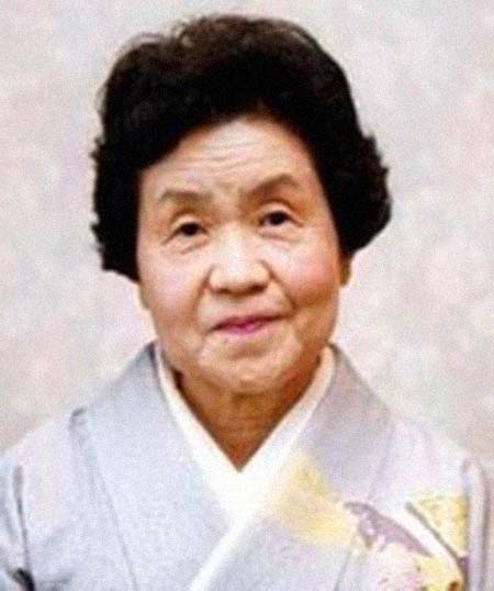 杉内寿子 简历图片 杉内寿子 简历 - 名人简历(图1)