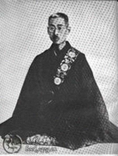 本因坊秀哉 简历图片 本因坊秀哉 简历 - 名人简历(图1)
